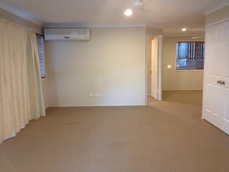 8/35B Wentworth Tce, The Range QLD 4700